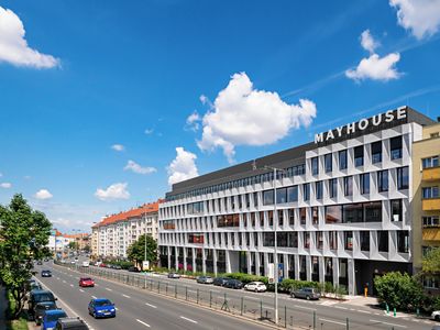 Pronájem kanceláře 436 m²