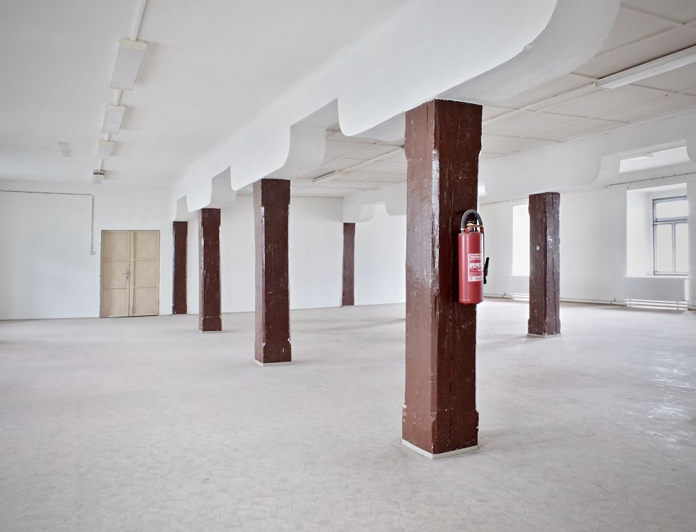 Pronájem kanceláře 180 m² – fotografie 3