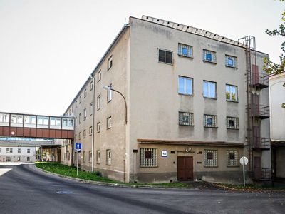 Pronájem výrobní haly, prostoru 2800 m²