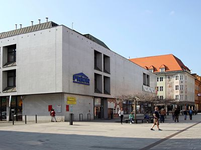 Pronájem obchodního prostoru 780 m²