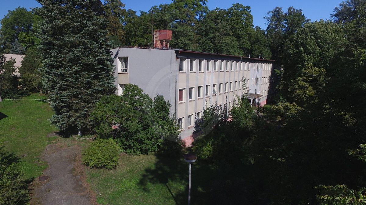 Prodej obchodního prostoru 2355 m² – fotografie 2