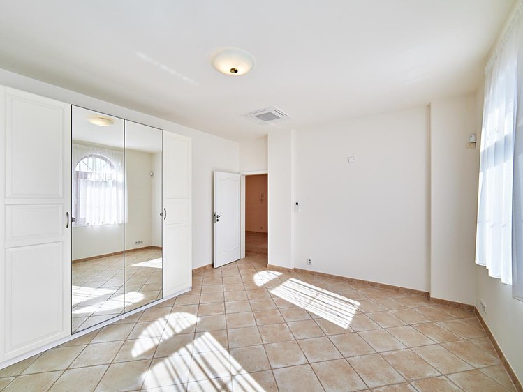 Haus zur Miete, 270 m² (17 von 34)