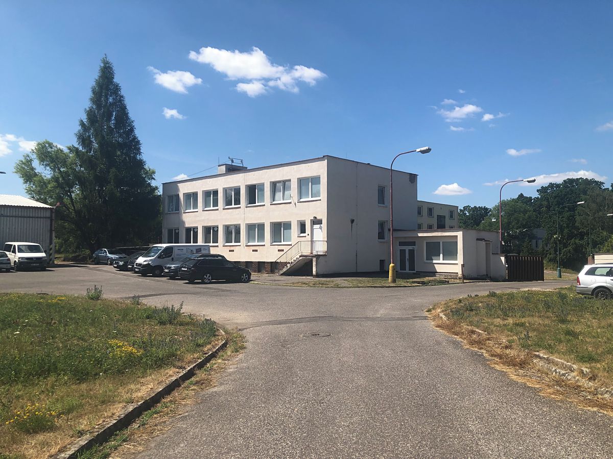 Pronájem komerčního pozemku 5663 m² – fotografie 2