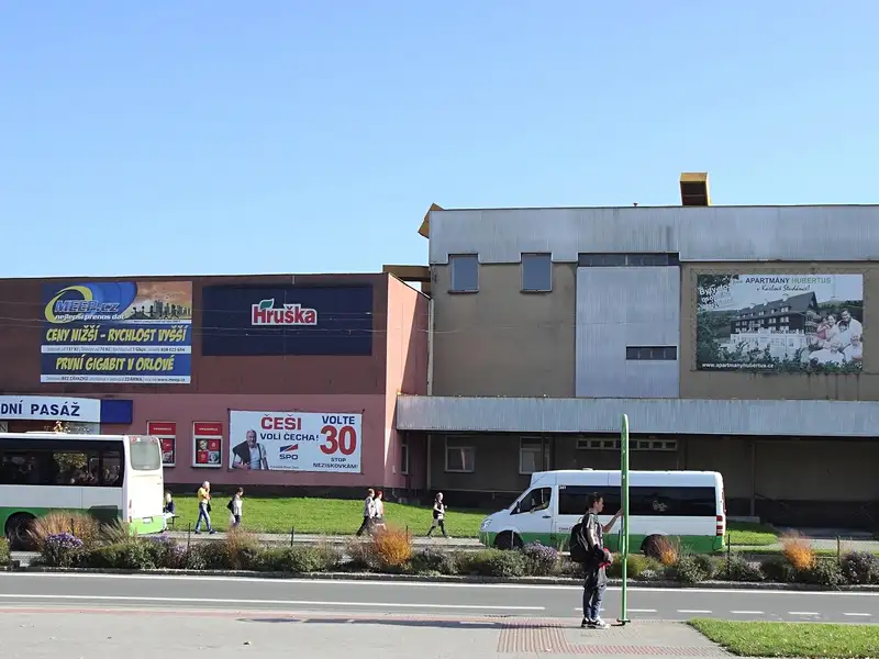 Pronájem obchodního prostoru 317 m², Orlová – náhled fotky 2