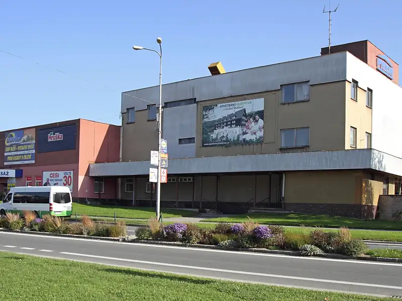 Pronájem obchodního prostoru 317 m², Orlová – náhled fotky 1