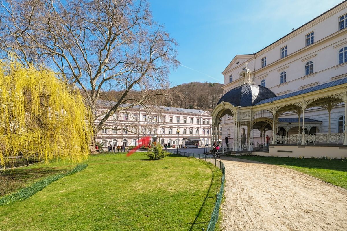 Pronájem obchodního prostoru 13 m² – fotografie 2