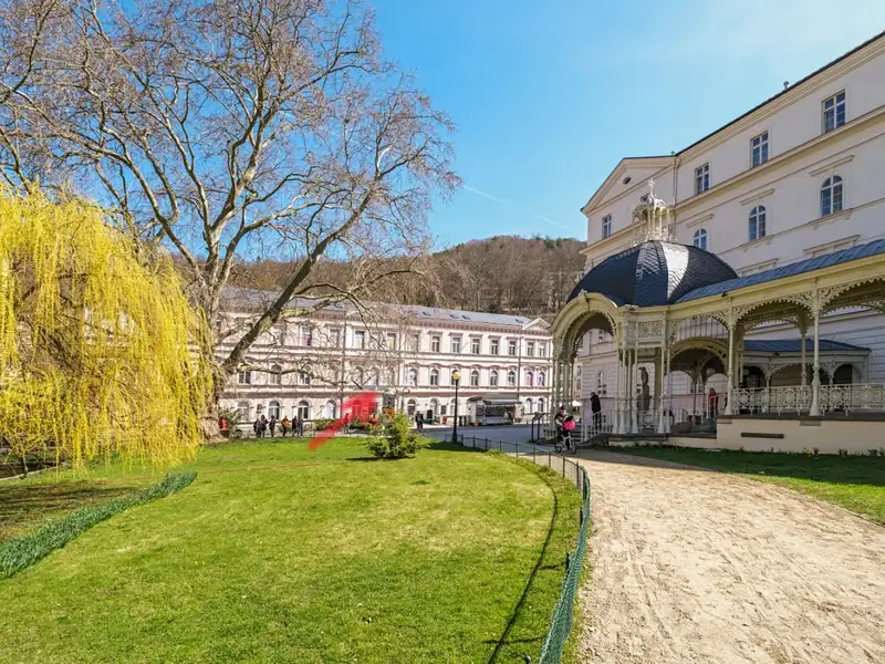 Pronájem obchodního prostoru 13 m², Karlovy Vary – náhled fotky 2