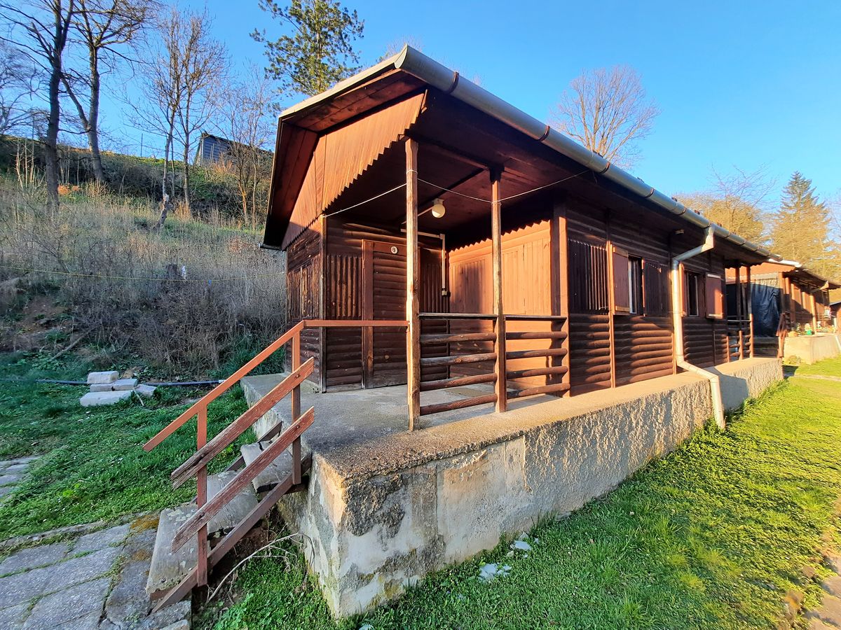 Prodej chaty 44 m², pozemek 422 m²