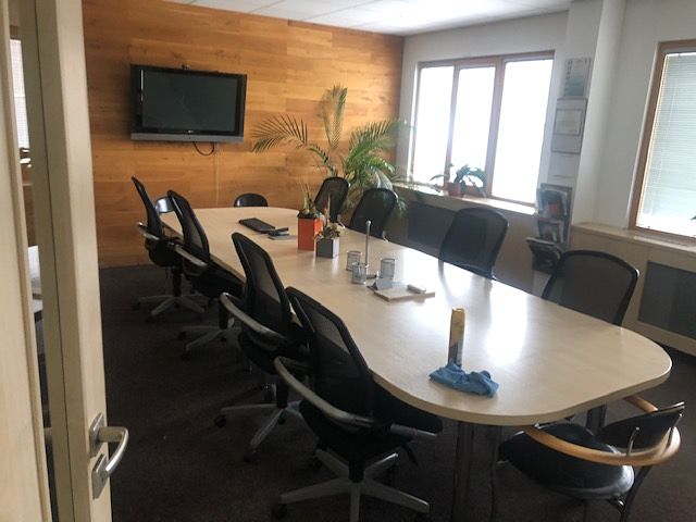 Pronájem kanceláře 9687 m² – fotografie 2