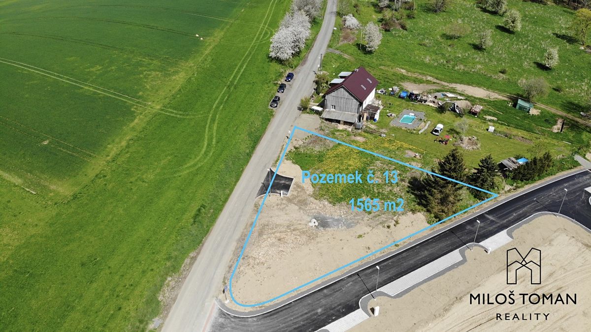 Prodej stavebního pozemku 1565 m²