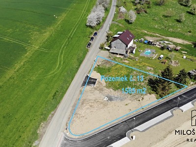 Prodej  stavebního pozemku 1 565 m²
