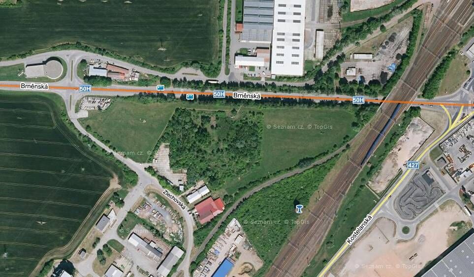 Prodej komerčního pozemku 4300 m²