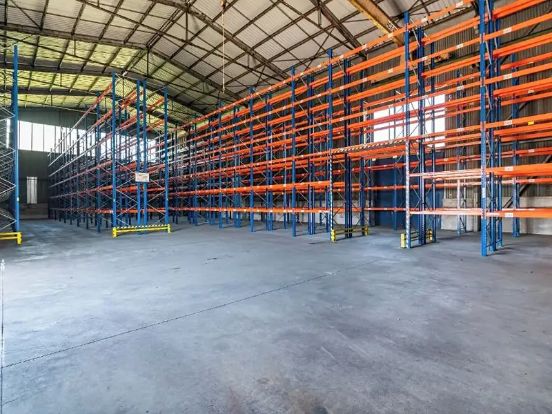 Pronájem skladového prostoru 4438 m², Sosnová – náhled fotky 3