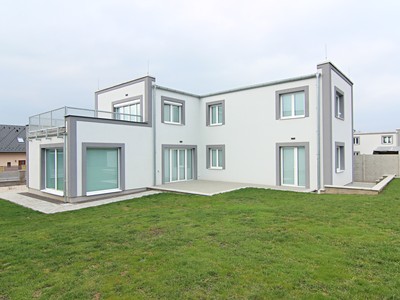Prodej  rodinného domu 225 m², pozemek 727 m²
