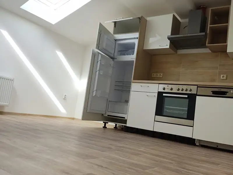 Prodej bytu 2+kk 40 m², Svoboda nad Úpou – náhled fotky 2