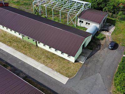 Pronájem výrobní haly, prostoru 1200 m²