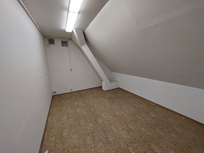 Pronájem skladového prostoru 13 m²