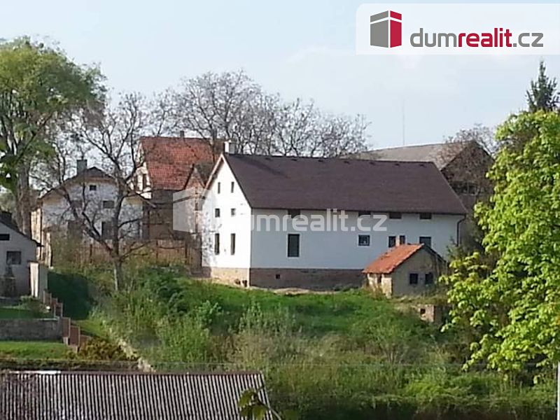 Prodej rodinného domu 240 m², pozemek 2614 m² – fotografie 4
