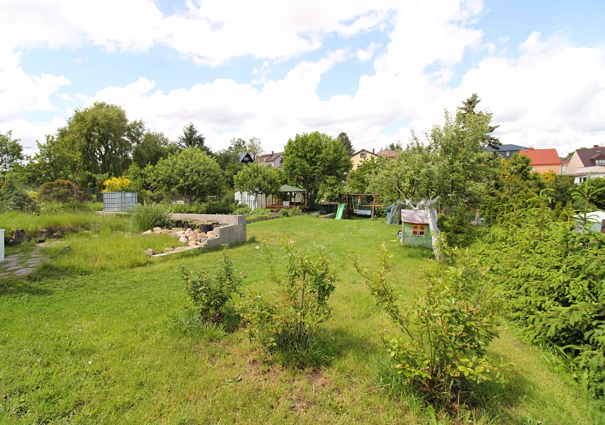 Prodej zahrady 542 m² – pohled 2