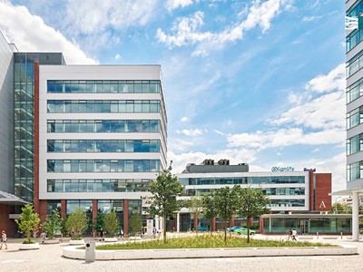 Pronájem kanceláře 924 m²