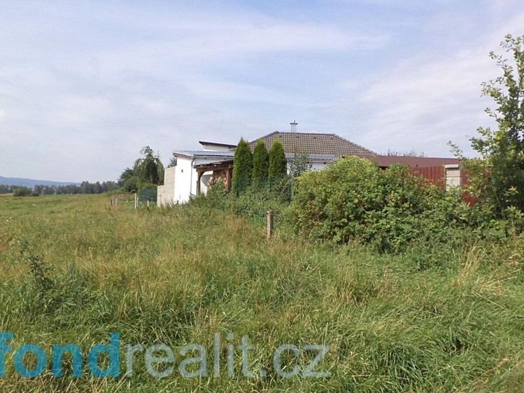 Grundstück zum Kauf, 816 m² (2 von 6)