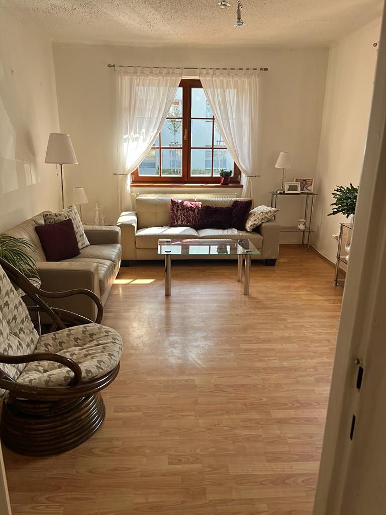 Prodej rodinného domu 248 m², pozemek 487 m² – fotografie 3