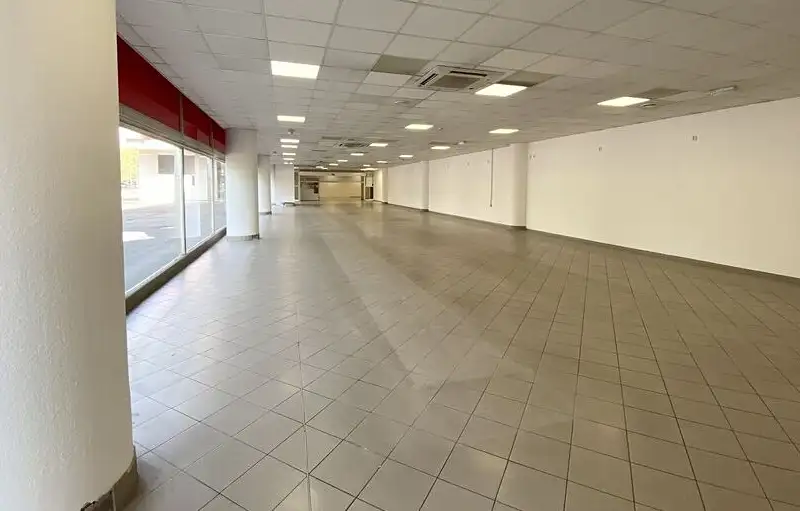 Pronájem obchodního prostoru 430 m², Karviná – náhled fotky 2