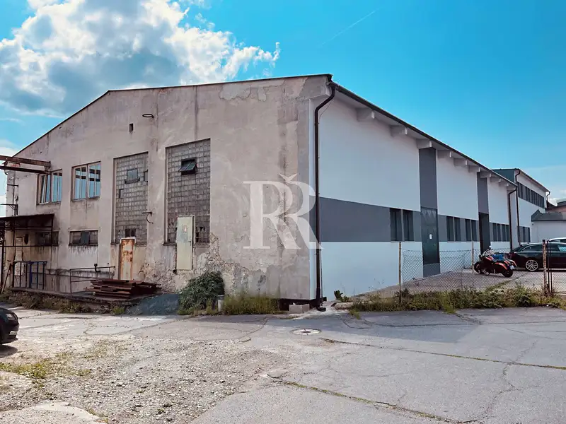 Prodej komerční nemovitosti 1777 m², Nový Bor – náhled fotky 2
