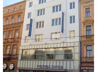 Pronájem kanceláře 168 m²