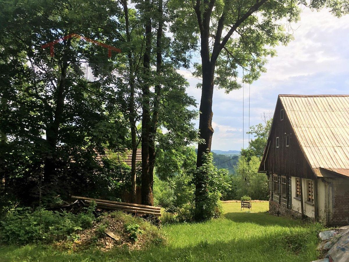 Prodej rodinného domu 180 m², pozemek 22729 m² – fotografie 5
