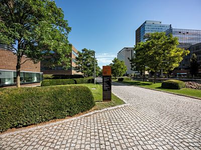 Pronájem kanceláře 421 m²