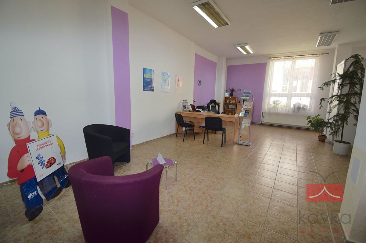 Pronájem kanceláře 82 m² – fotografie 3
