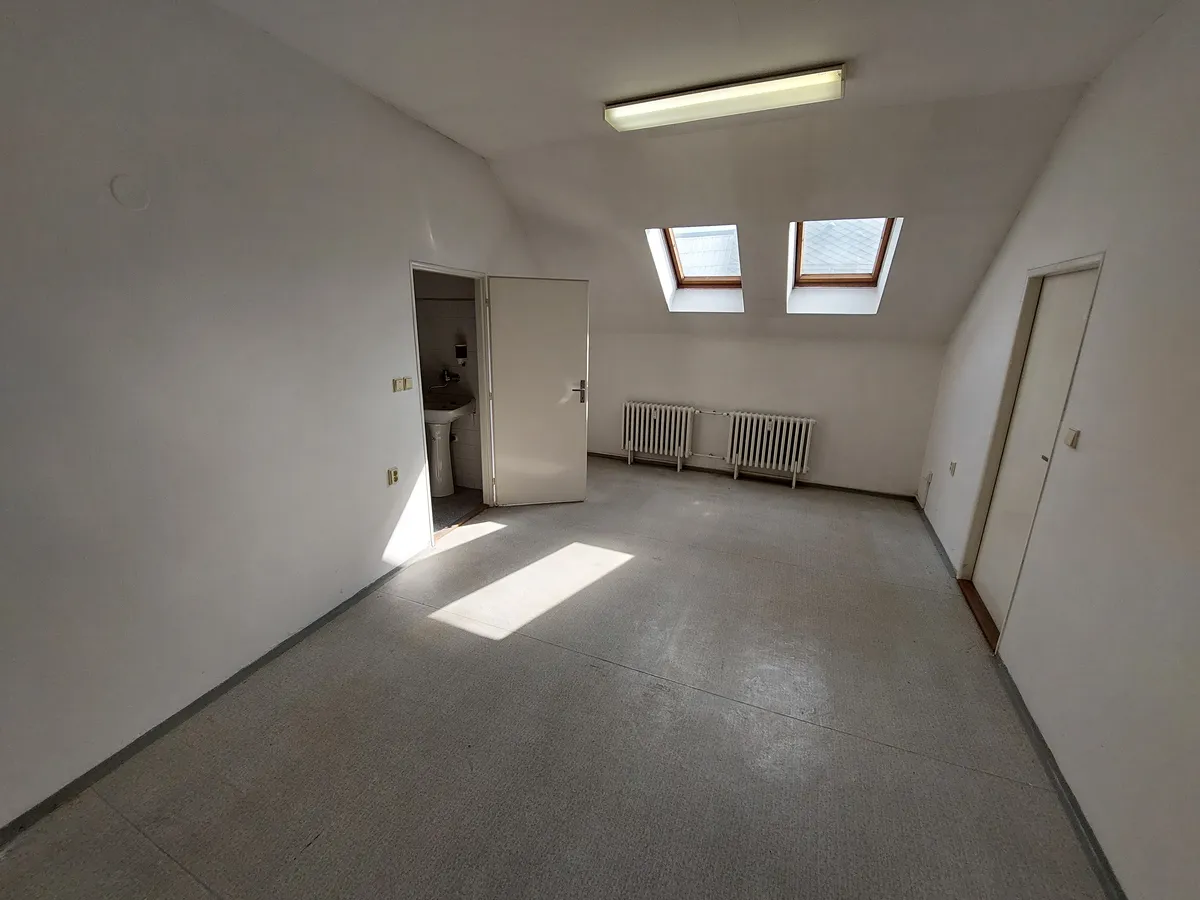 Pronájem kanceláře 28 m²