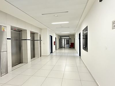 Pronájem kanceláře 148 m²