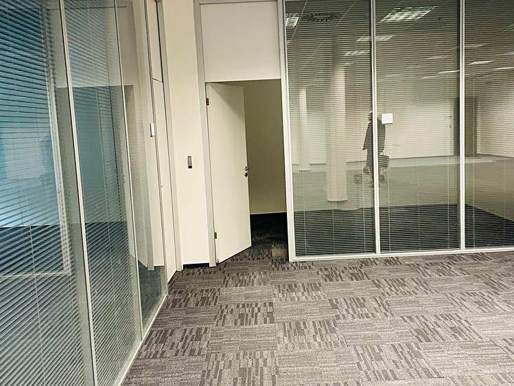 Комерційне приміщення в оренду, 610 м² (11 з 13)