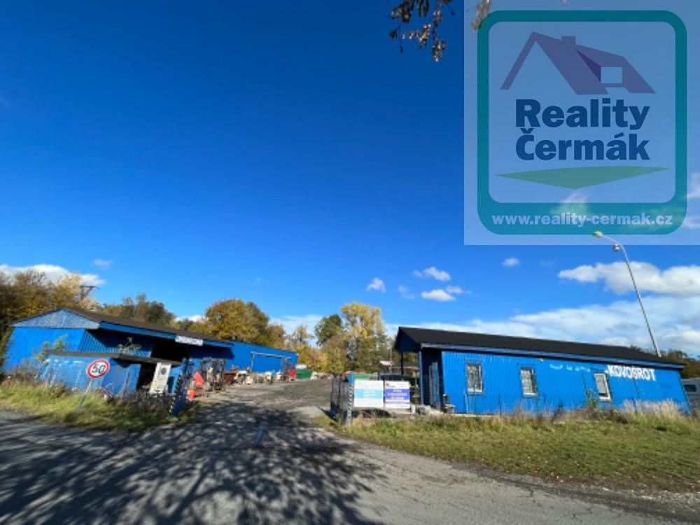 Prodej komerčního pozemku 3929 m²