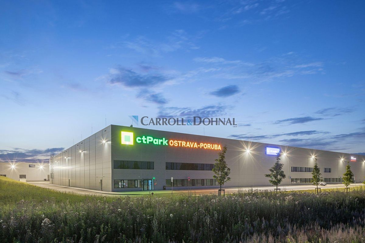 Pronájem skladového prostoru 7461 m²