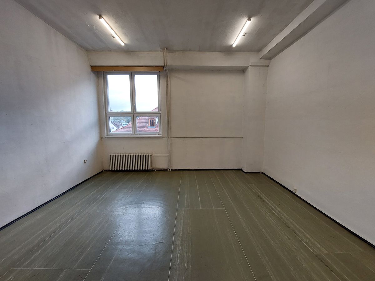Pronájem kanceláře 35 m²
