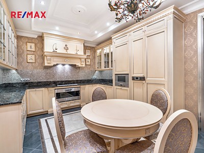 Real Estate Image