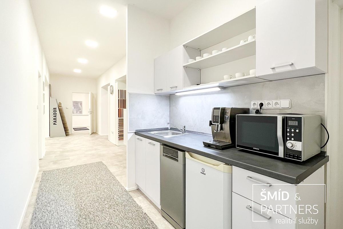 Prodej komerční nemovitosti 560 m² – fotografie 5