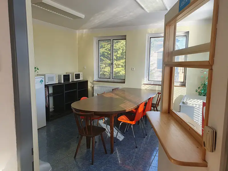 Prodej výrobní haly, prostoru 1796 m², Plánice – náhled fotky 2