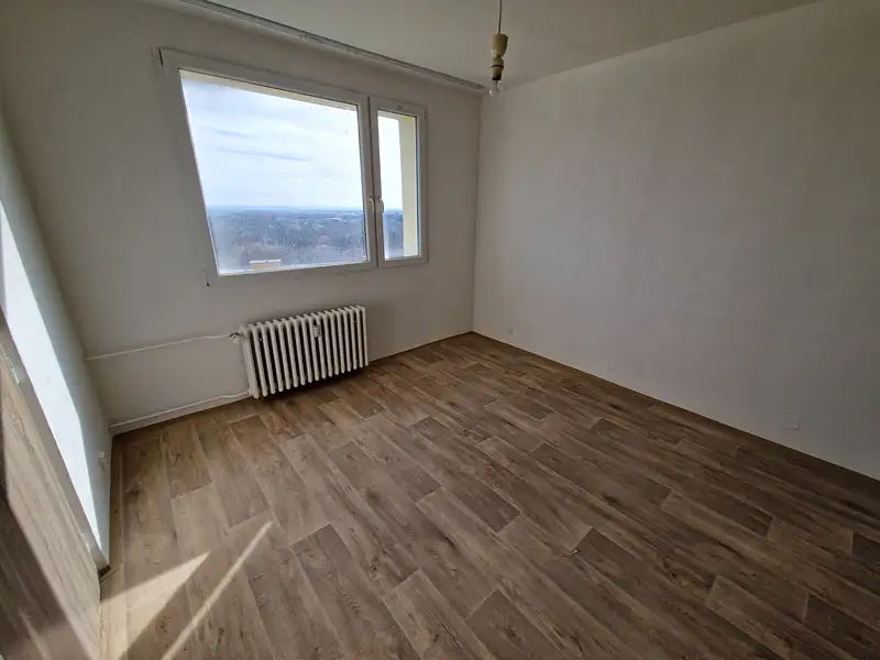 Pronájem bytu 1+1 37 m², Chomutov – náhled fotky 3