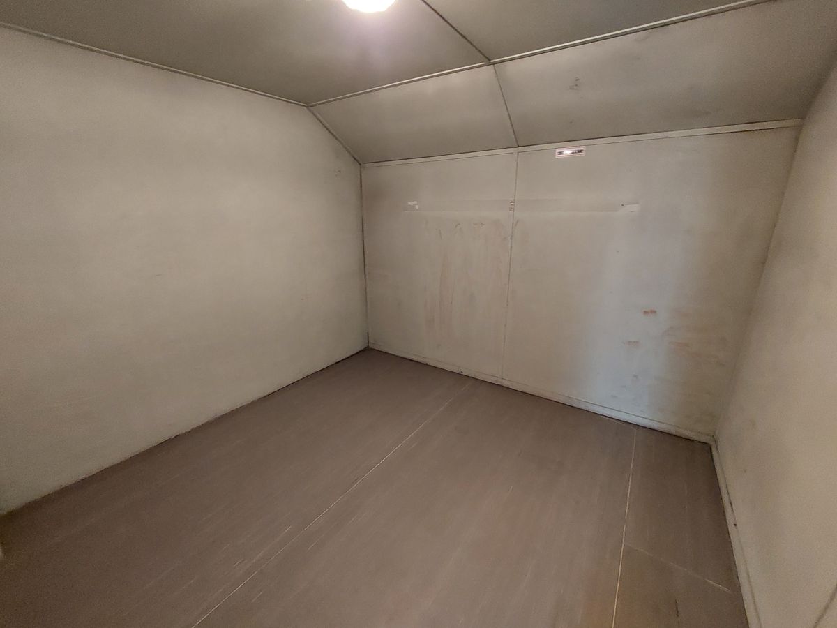 Pronájem skladového prostoru 14 m²