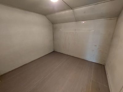 Pronájem skladového prostoru 14 m²