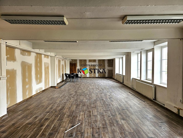 Gewerbefläche zum Kauf, 2.500 m² (16 von 34)