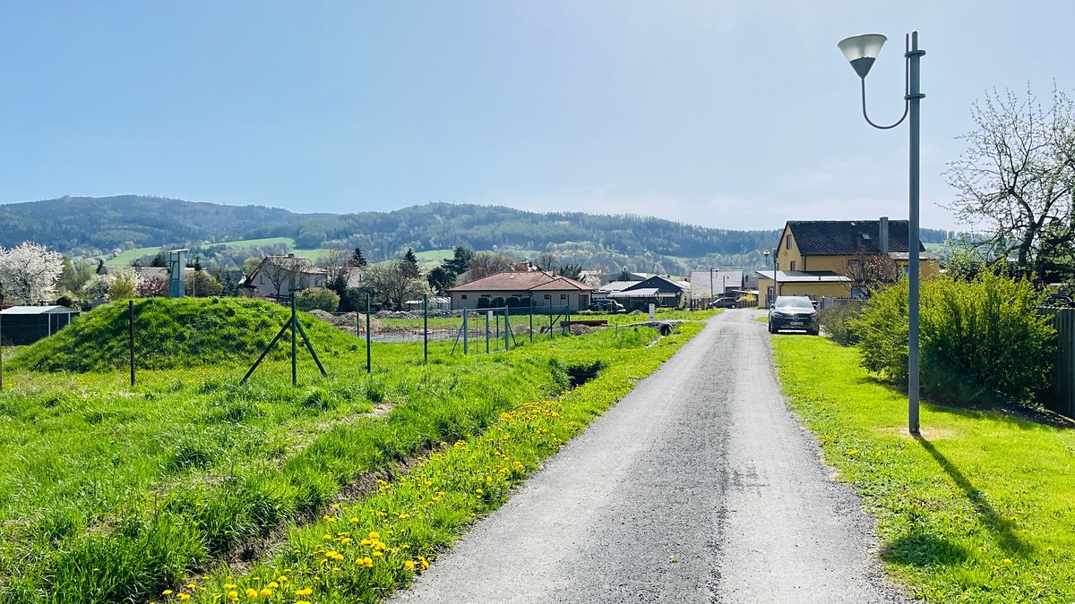 Prodej stavebního pozemku 1362 m² – fotografie 3
