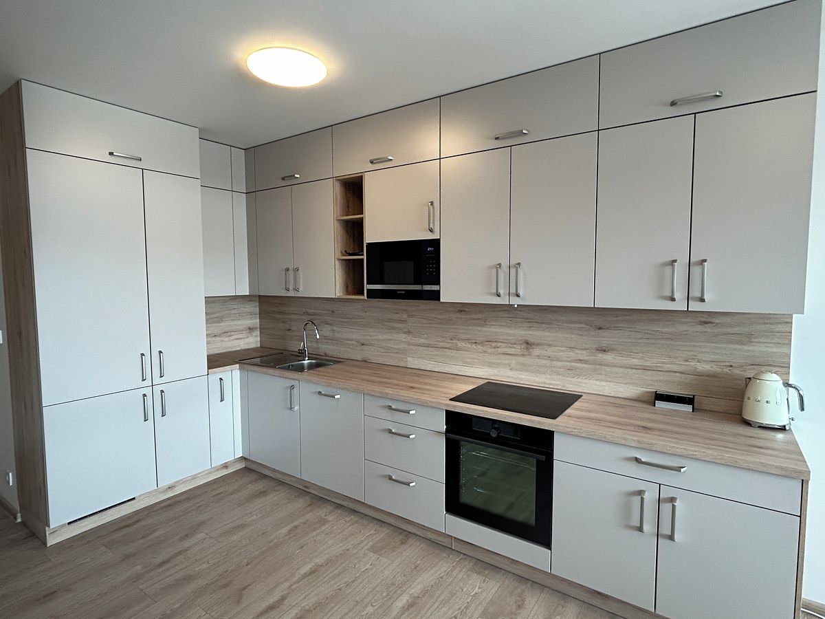 Pronájem bytu 4+kk 95 m² – fotografie 2