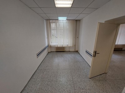 Комерційне приміщення в оренду, 66 м² (3 з 4)