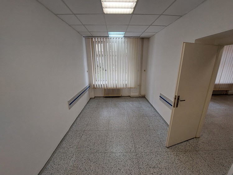 Комерційне приміщення в оренду, 66 м² (3 з 4)