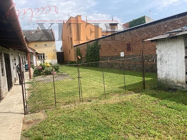 Prodej rodinného domu 600 m², pozemek 883 m² – fotografie 5